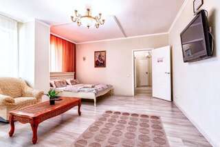 Апартаменты Luxury apartment in the center of Astana Нур-Султан Апартаменты-32